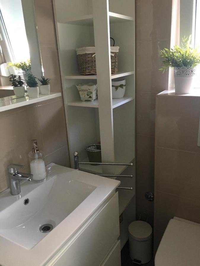 Apartment Ana Arbanasi Zadar Ngoại thất bức ảnh
