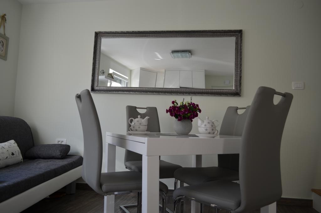 Apartment Ana Arbanasi Zadar Ngoại thất bức ảnh
